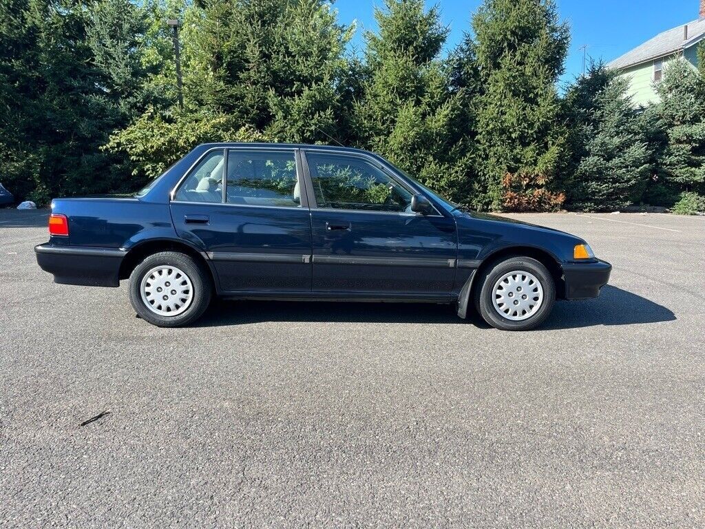 1991 Honda Civic LX sedan - photo 2