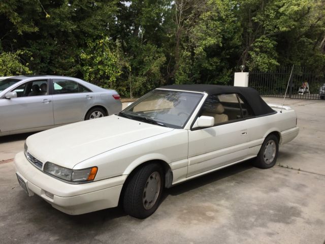 1991 Infiniti M30 Base Convertible 2-Door - photo 2