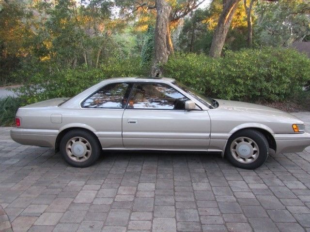 1991 Infiniti M30 - photo 2