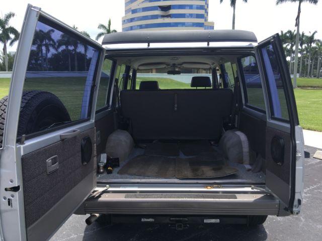 1991 Isuzu Trooper F - photo 8
