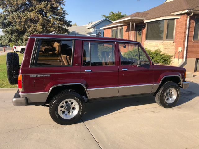 1991 Isuzu Trooper LS - photo 6