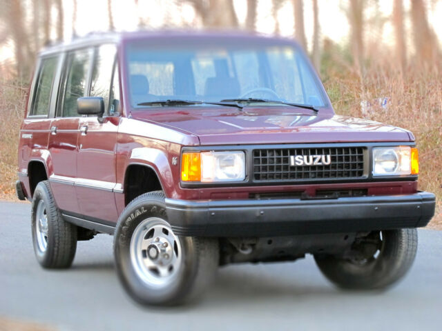 1991 ISUZU TROOPER V6 ... 160,799 Original Miles 1991 Isuzu Trooper LS