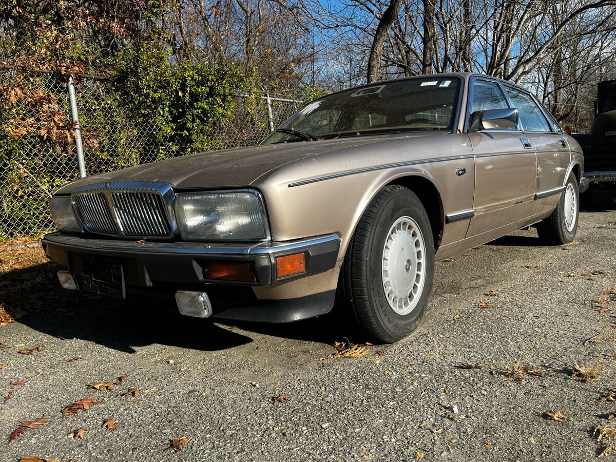 1991 jaguar xj6 base 4-door 1991 Jaguar XJ6 VANDEN PLAS