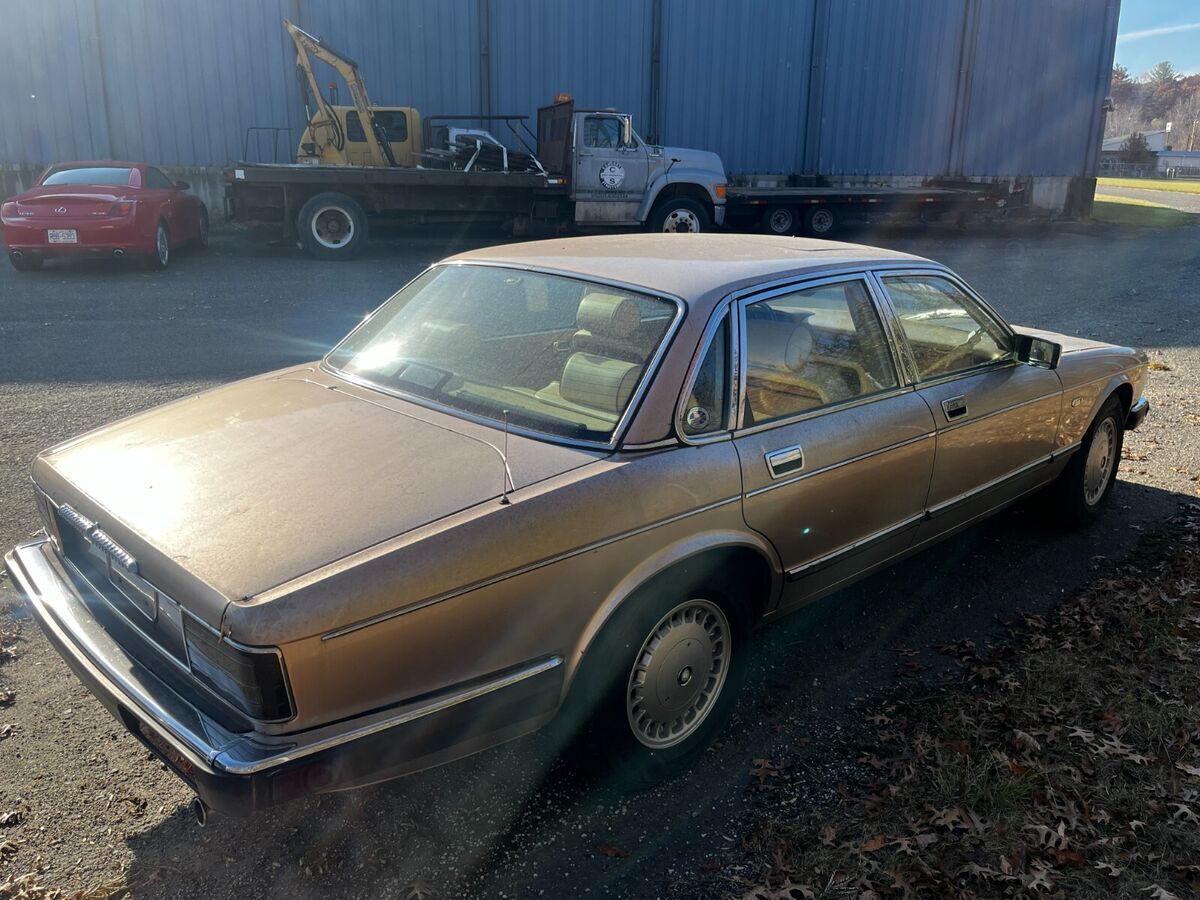 1991 Jaguar XJ6 VANDEN PLAS - photo 5