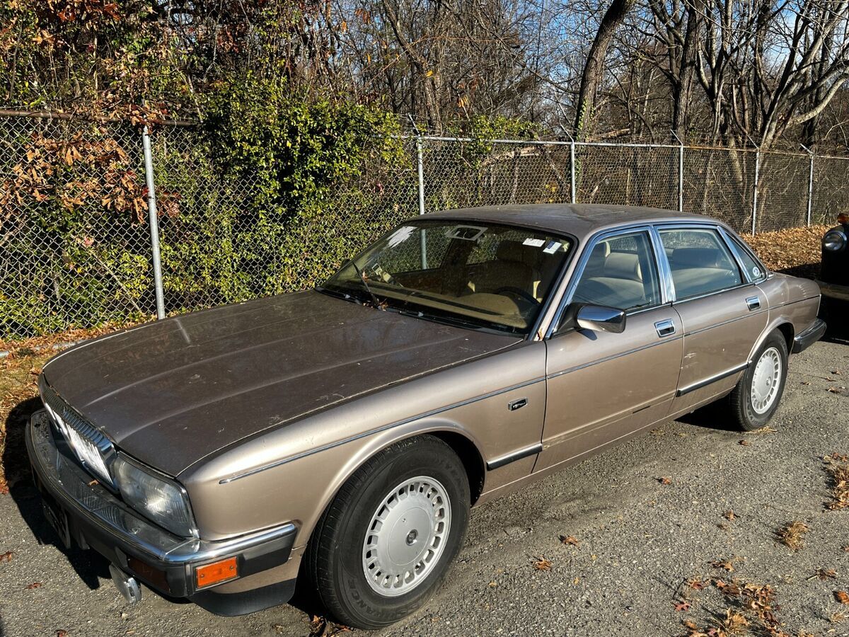 1991 Jaguar XJ6 VANDEN PLAS - photo 7