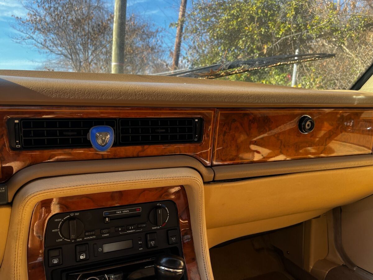 1991 Jaguar XJ6 VANDEN PLAS - photo 9