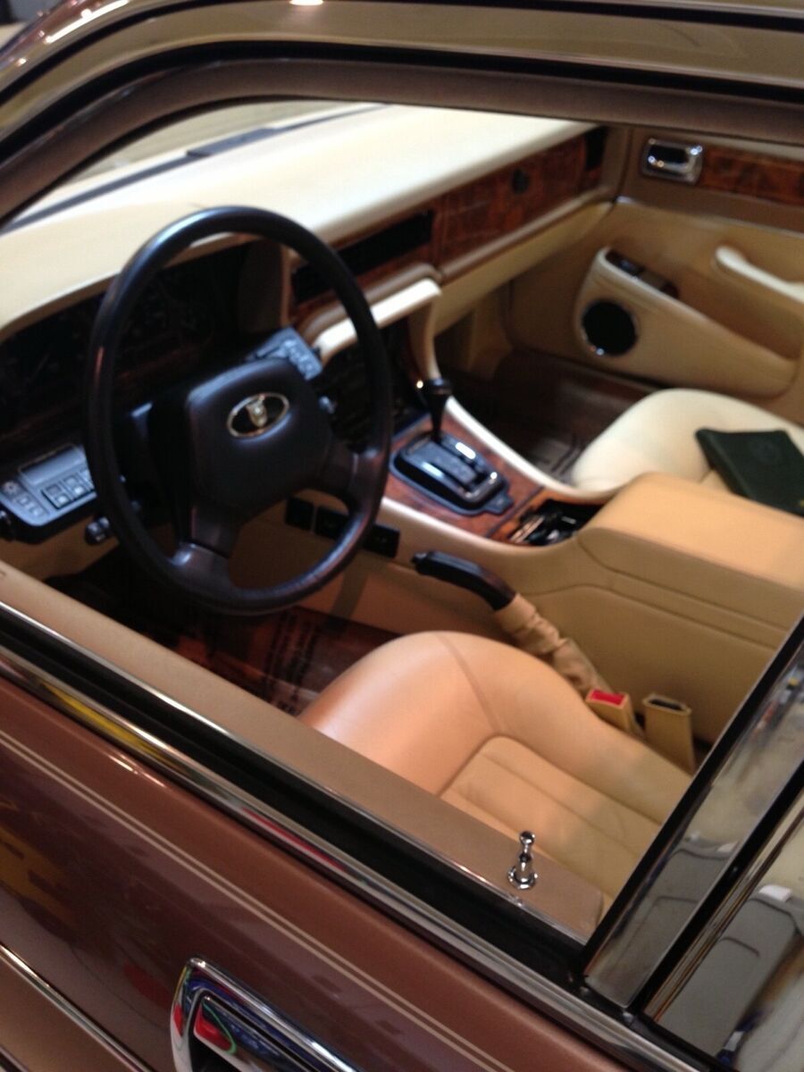1991 Jaguar XJ6 VANDEN PLAS - photo 3