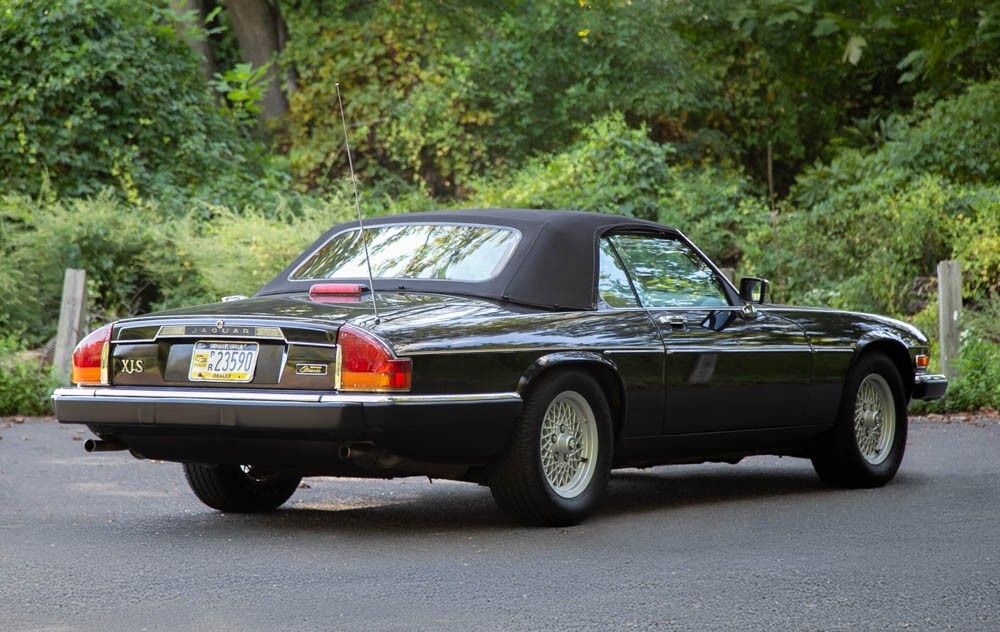 1991 Jaguar XJS Convertible V12 Super Low 36K mi Collectible CARFAX WE SHIP! - photo 3