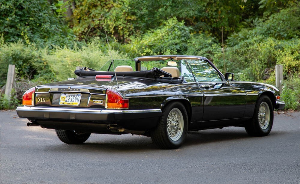 1991 Jaguar XJS Convertible V12 Super Low 36K mi Collectible CARFAX WE SHIP! - photo 4