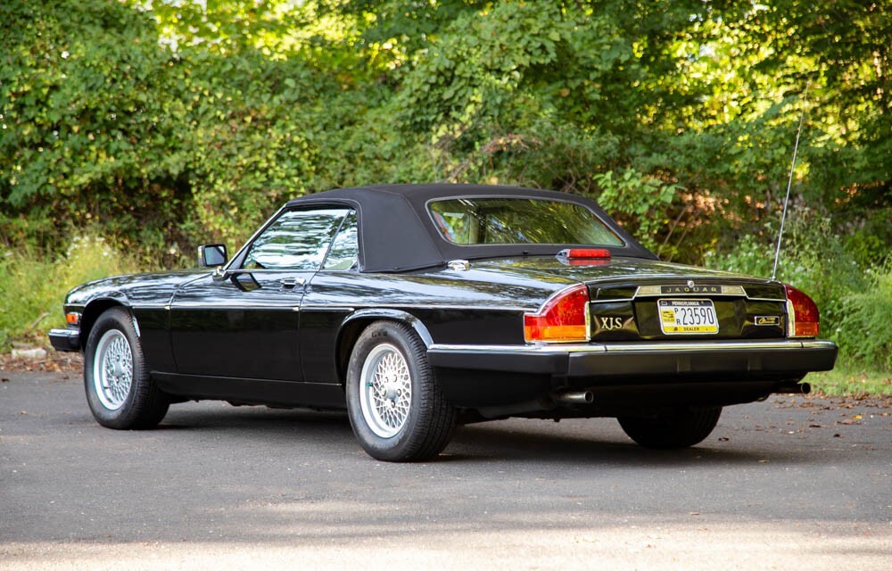 1991 Jaguar XJS Convertible V12 Super Low 36K mi Collectible CARFAX WE SHIP! - photo 5