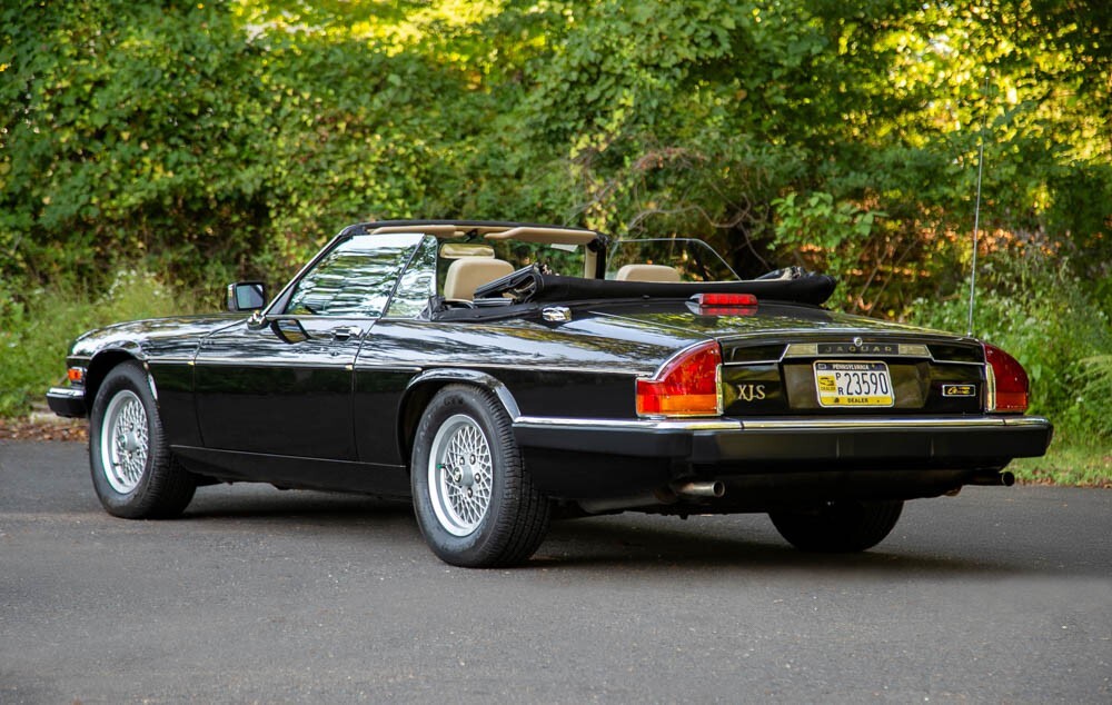 1991 Jaguar XJS Convertible V12 Super Low 36K mi Collectible CARFAX WE SHIP! - photo 6