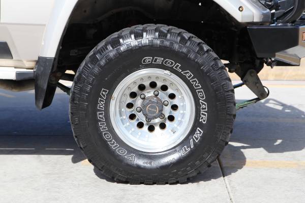 1991 Toyota Land Cruiser HZJ77 - photo 11