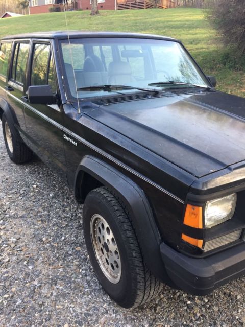 1991 Jeep Cherokee S - photo 4