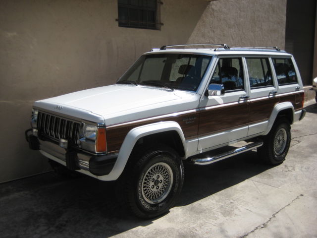1991 Jeep Cherokee 4X4 BRIARWOOD 4D 4WD - photo 2