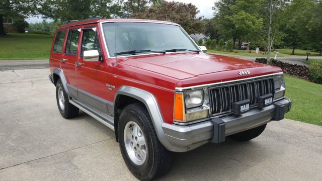 1991 Jeep Cherokee Laredo Sport Utility 4-Door - photo 2
