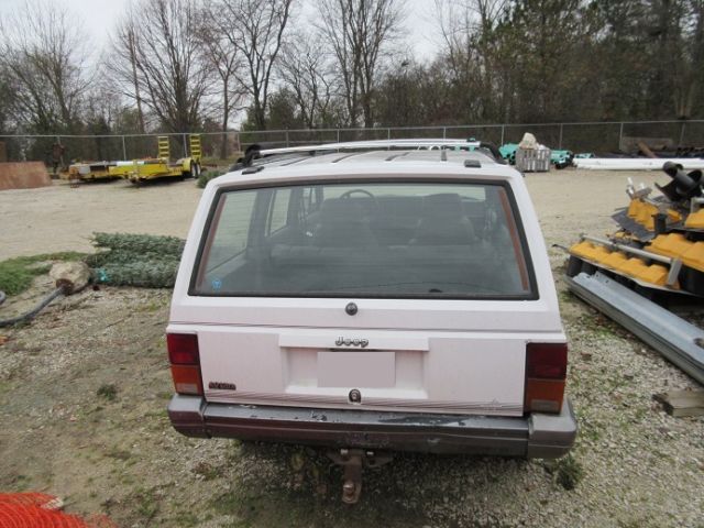 1991 Jeep Cherokee LAREDO - photo 3