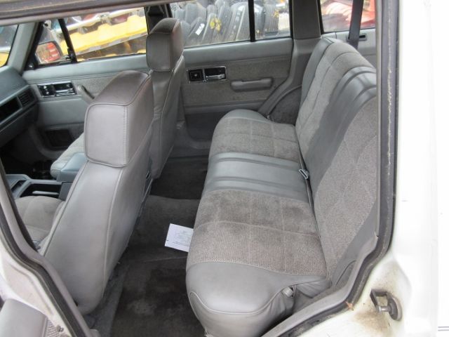 1991 Jeep Cherokee LAREDO - photo 6