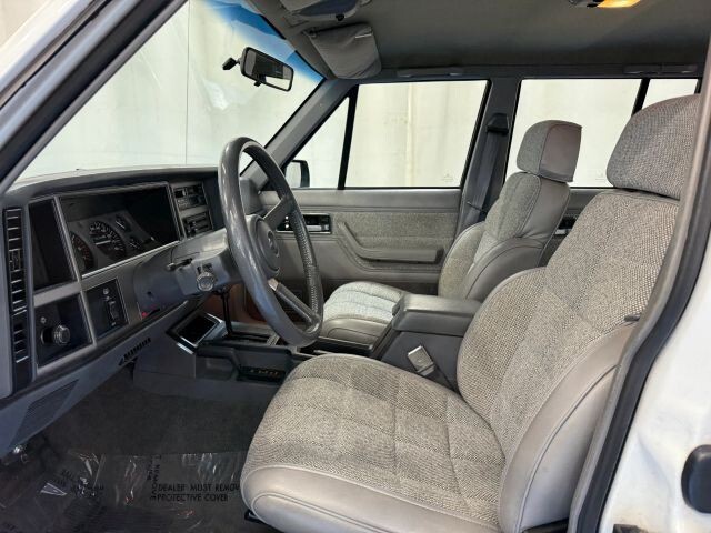 1991 Jeep Cherokee Laredo 4D SUV 4WD - photo 13