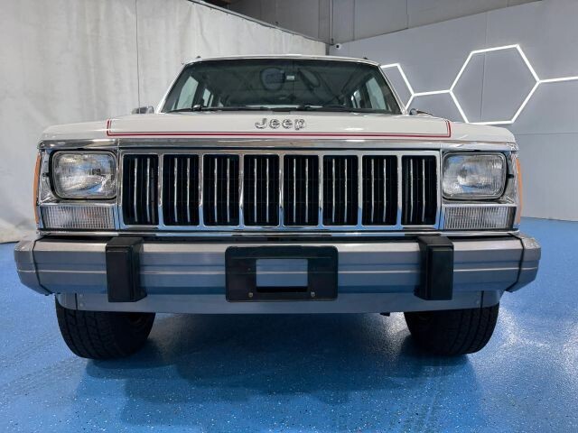 1991 Jeep Cherokee Laredo 4D SUV 4WD - photo 3