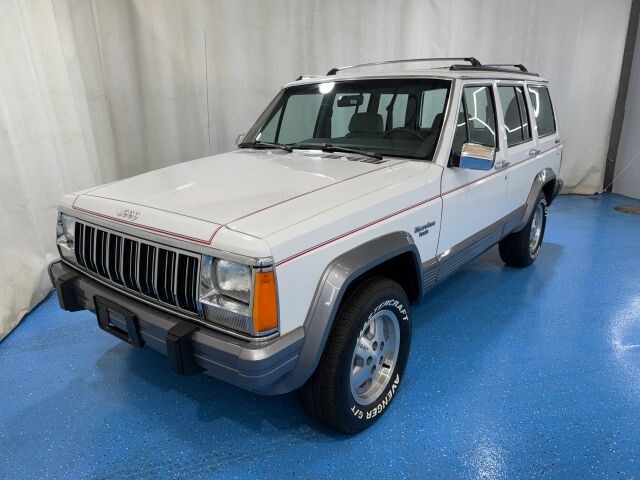 1991 Jeep Cherokee Laredo 4D SUV 4WD - photo 4