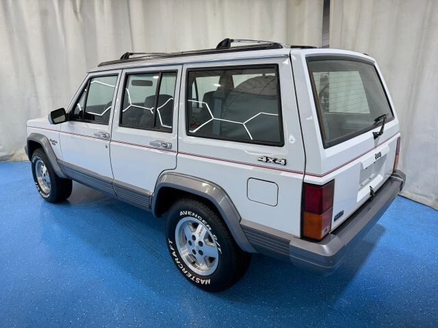 1991 Jeep Cherokee Laredo 4D SUV 4WD - photo 6