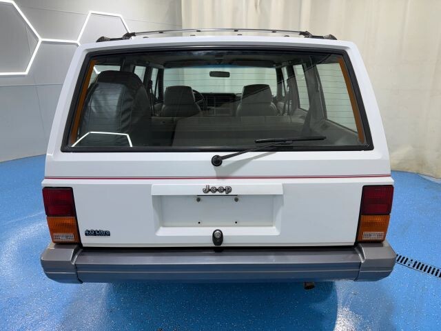 1991 Jeep Cherokee Laredo 4D SUV 4WD - photo 7