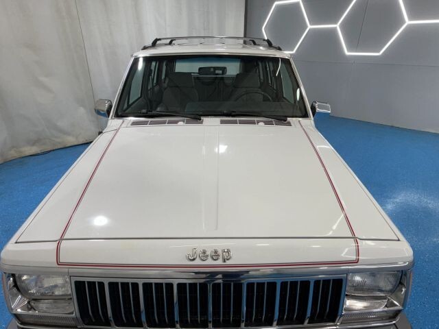 1991 Jeep Cherokee Laredo 4D SUV 4WD - photo 9