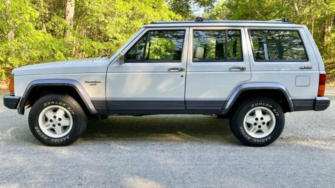 1991 Jeep Cherokee 4dr Wagon Laredo 4WD - photo 5