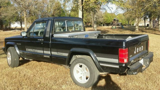 1991 Jeep Comanche Pickup, 2-door - photo 2