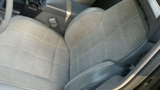 1991 Jeep Comanche Pickup, 2-door - photo 5