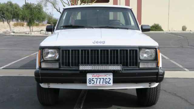 1991 Jeep Comanche Pioneer 4X4 4.0 HO! 5 SPEED! CLEAN 148,048 MILES! - photo 5