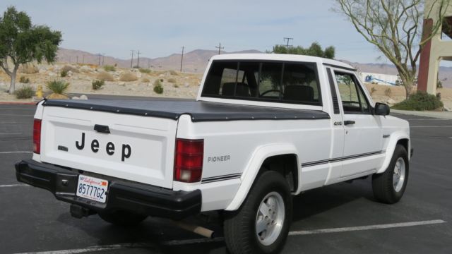 1991 Jeep Comanche Pioneer 4X4 4.0 HO! 5 SPEED! CLEAN 148,048 MILES! - photo 6