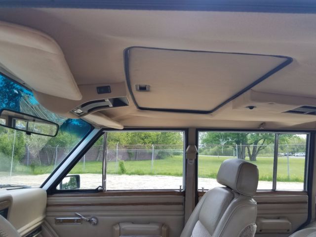 1991 Jeep Wagoneer 4Dr Wagon - photo 8