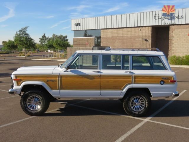 1991 Jeep Grand Wagoneer 4dr Wagon 4WD - photo 4