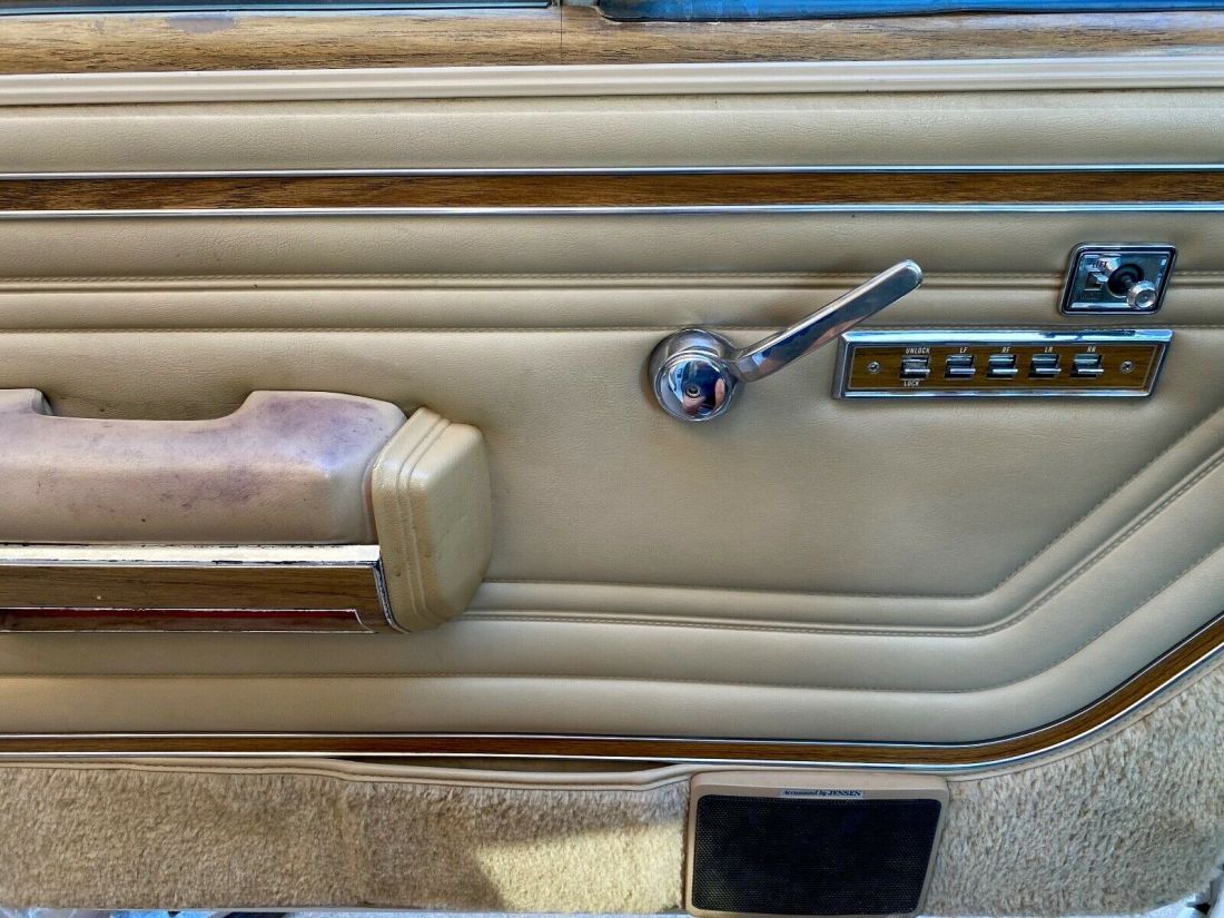 1991 Jeep Wagoneer - photo 10