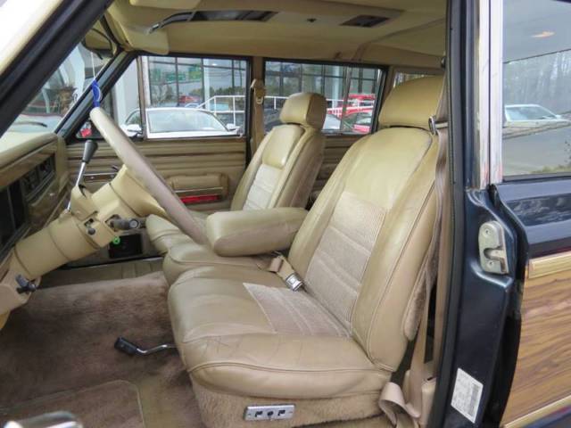 1991 Jeep Wagoneer Base 4dr 4WD SUV - photo 9