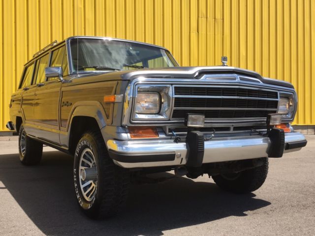 1991 Jeep Grand Wagoneer Final Edition 4x4 Low Mileage 79,900 miles 1991 Jeep Wagoneer Grand Wagoneer