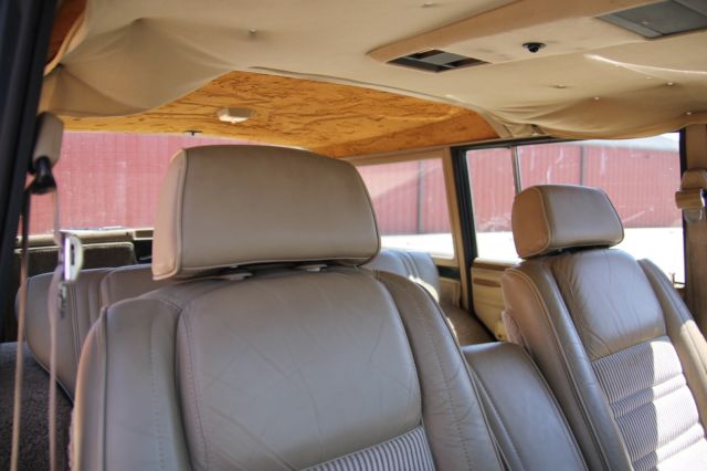 1991 Jeep Wagoneer - photo 10