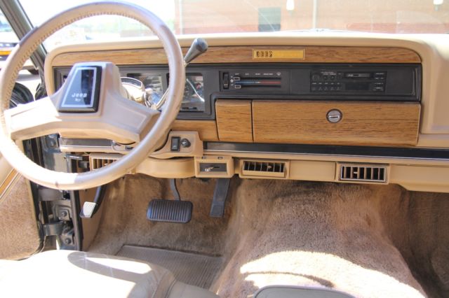 1991 Jeep Wagoneer - photo 7