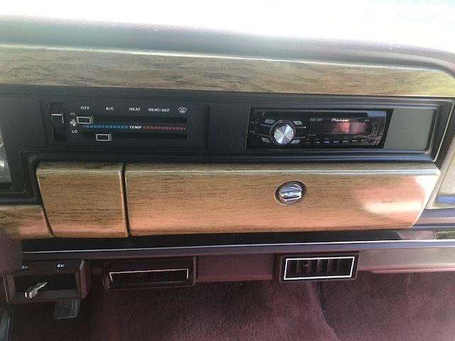 1991 Jeep Wagoneer wood panel - photo 7