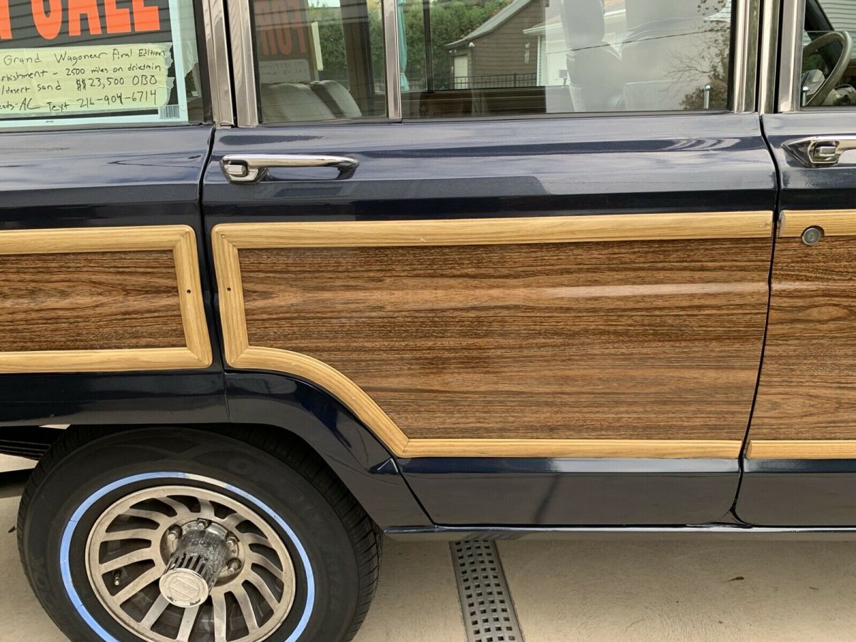1991 Jeep Grand Wagoneer - photo 12