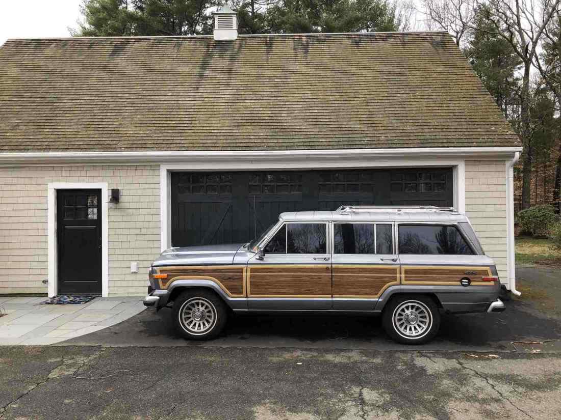 1991 Jeep Grand Wagoneer - photo 2