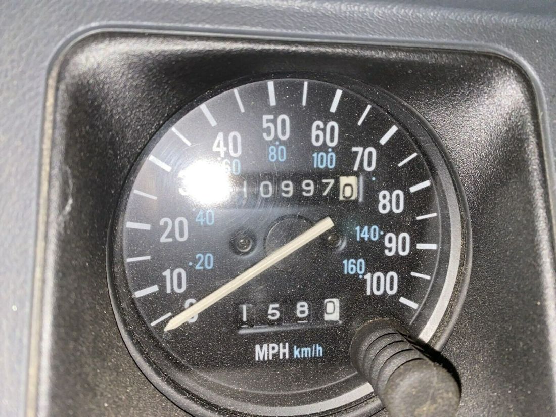 1991 Jeep Wrangler - photo 11