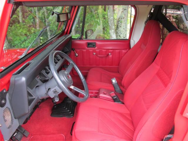 1991 Jeep Wrangler Renegade Sport Utility 2-Door - photo 3