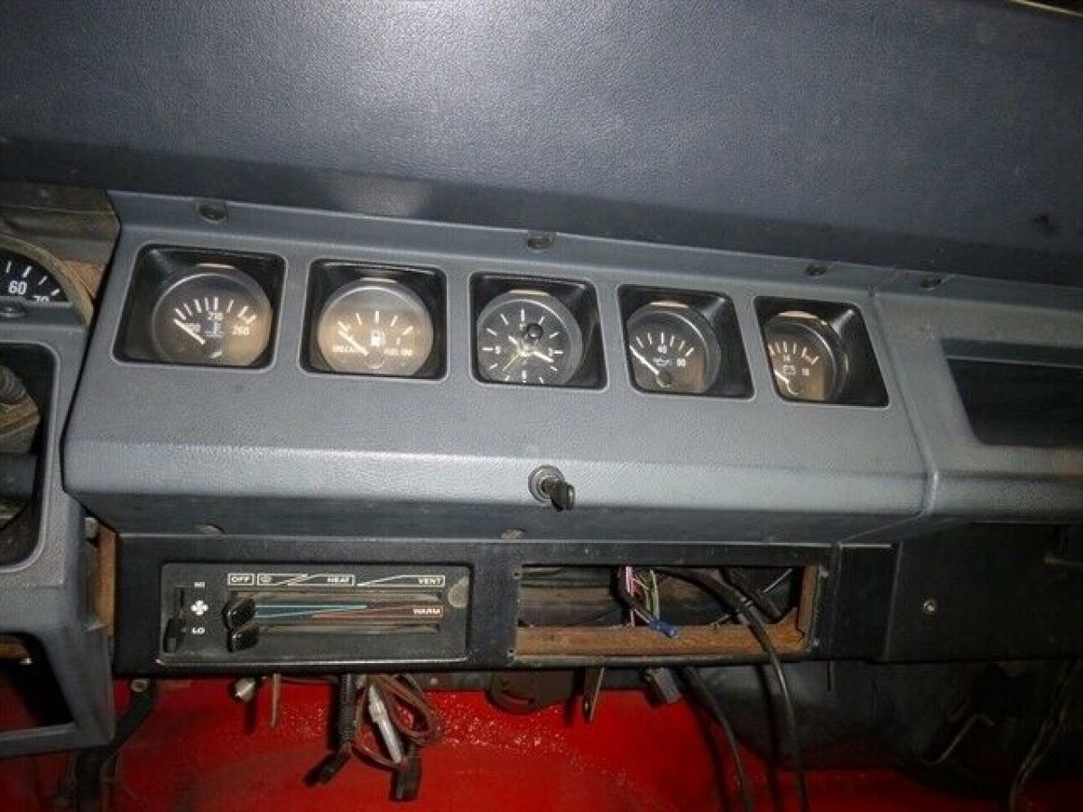 1991 Jeep Wrangler ``S`` - photo 12