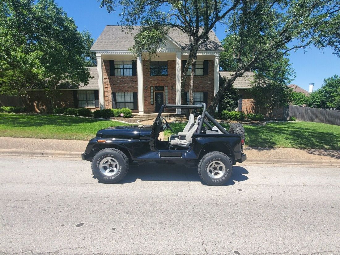 1991 Jeep Wrangler SUV Black 4WD Automatic RENEGADE 1991 Jeep Wrangler RENEGADE