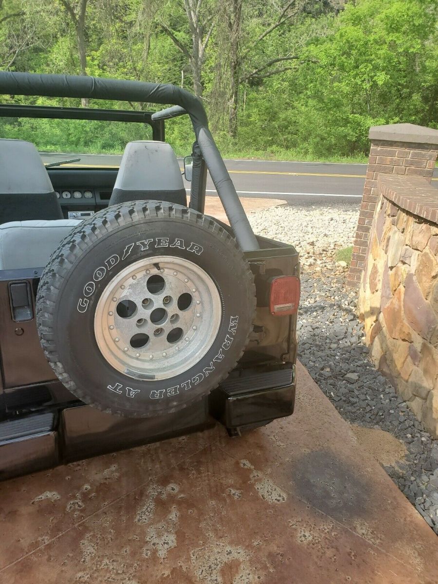 1991 Jeep Wrangler RENEGADE - photo 6