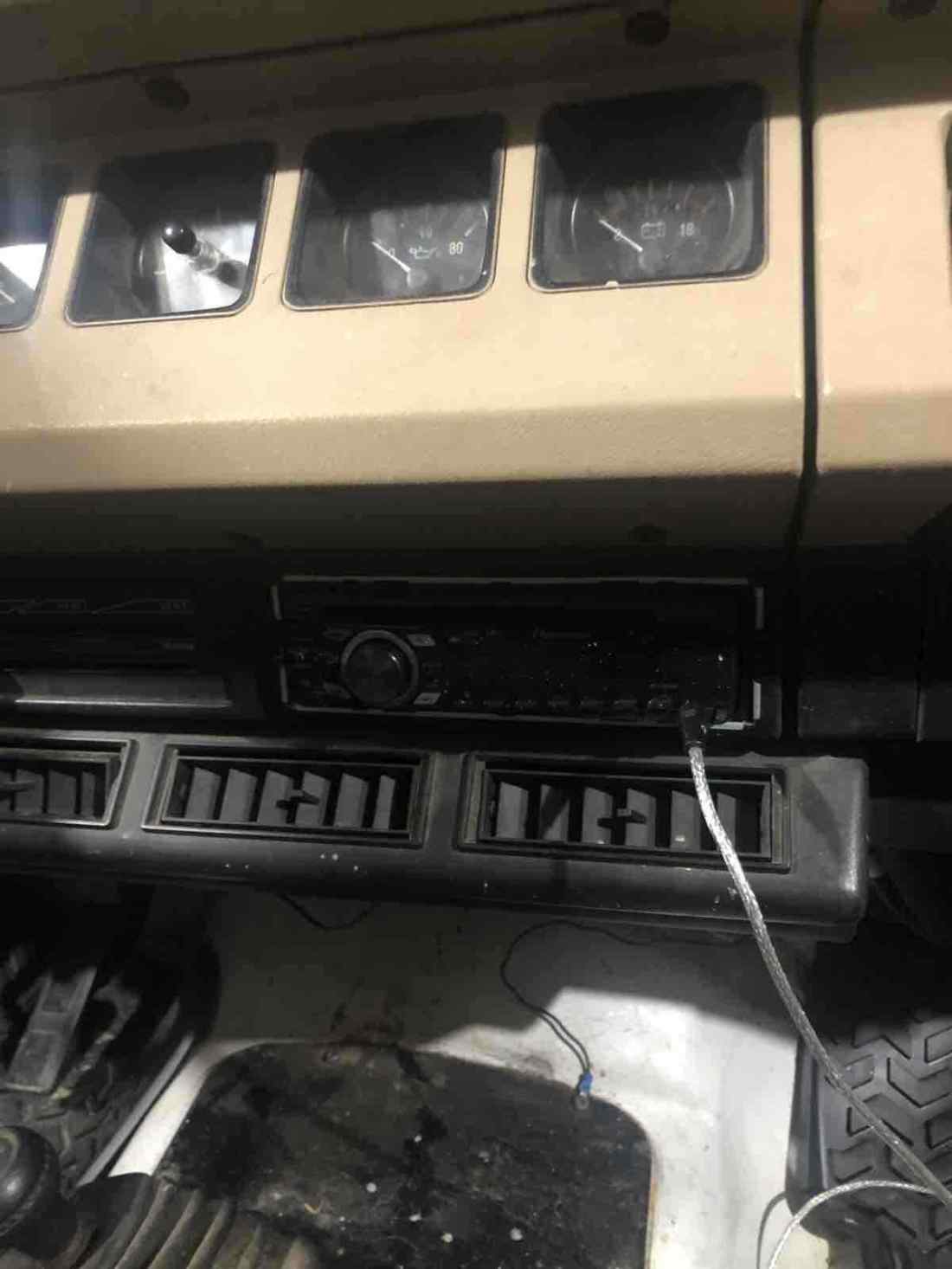 1991 Jeep Wrangler - photo 7