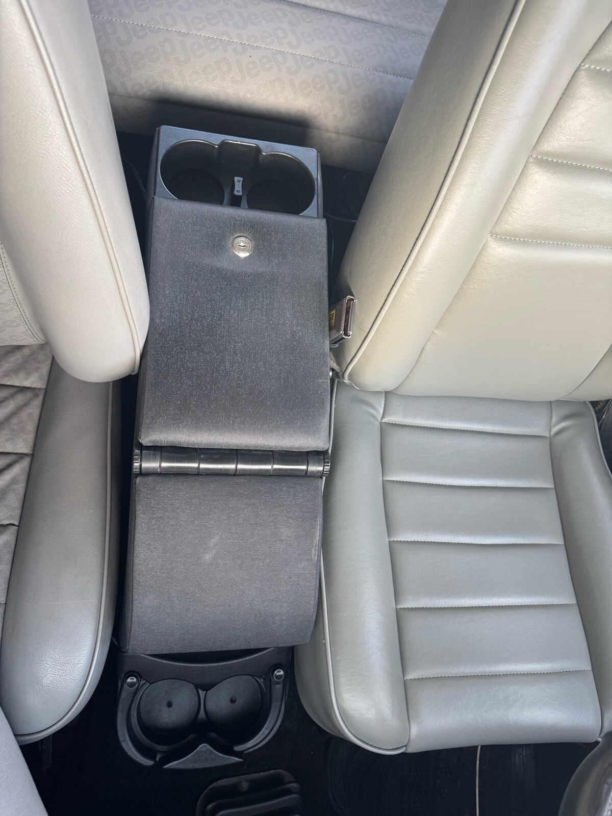 1991 Jeep Wrangler - photo 8
