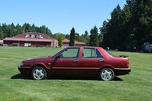 1991 Lancia Thema 8.32 Ferrari V-8 - photo 3